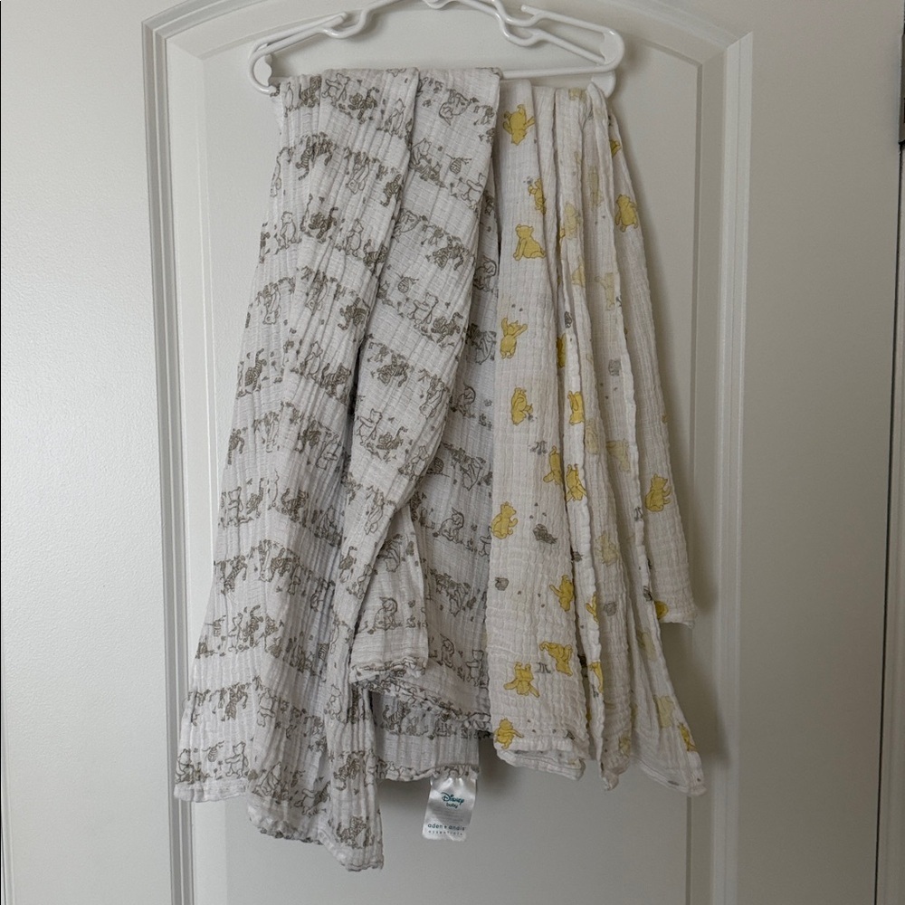 LOT Bundle Muslin Swaddle Blanket (4): 2/4 Aden + Anais Disney Pooh Tiger Piglet
